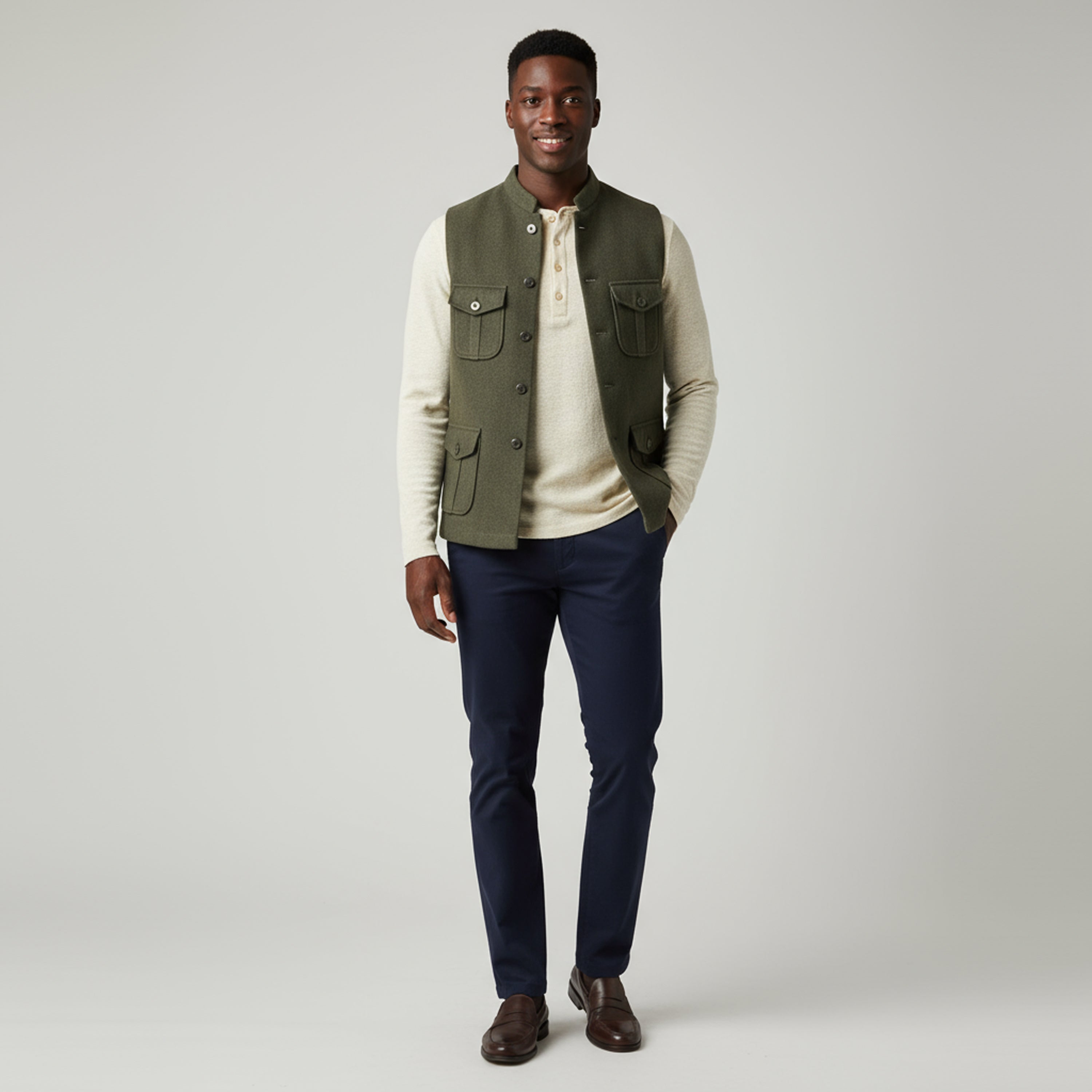 TRAVELER’S UTILITY WAISTCOAT – OLIVE GREEN